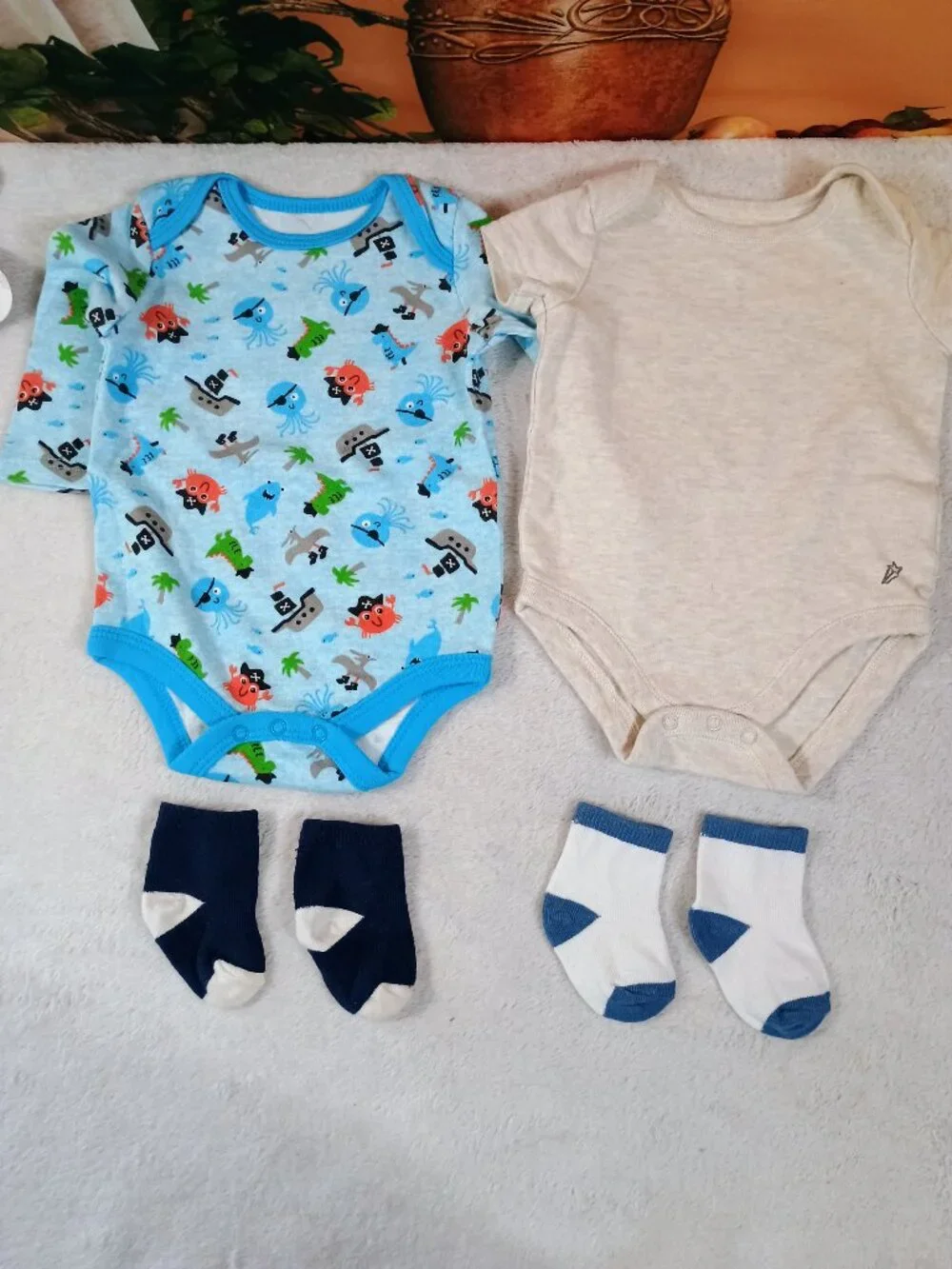 EUC Bundle-12pc Gymboree, Wonder Nation Sz 0-3M Mix & Match Outfits Essentials
